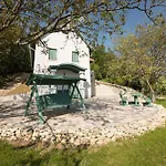 Easy Bogoma - 2 Apartments, Breathtaking Views Ferienhaus Pécsely