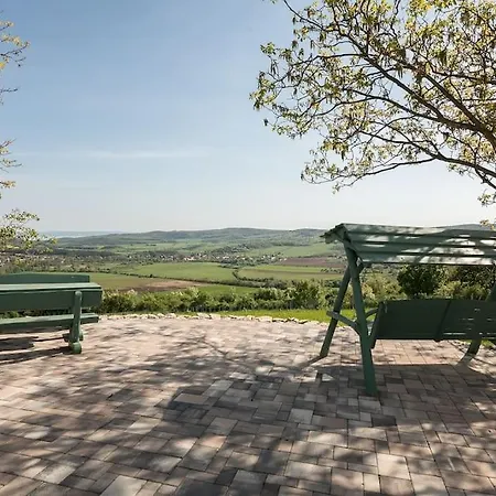 Easy Bogoma - 2 Apartments, Breathtaking Views Pécsely