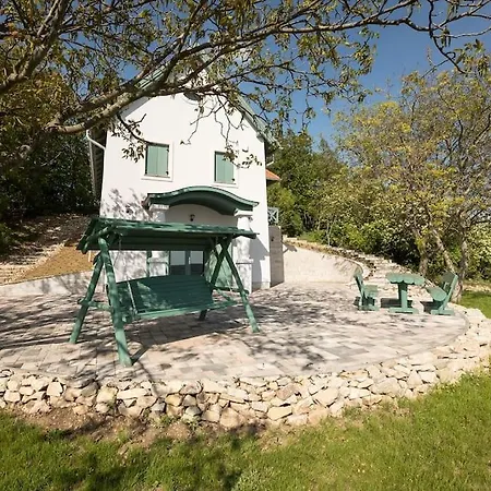 Easy Bogoma - 2 Apartments, Breathtaking Views Feriehus Pécsely